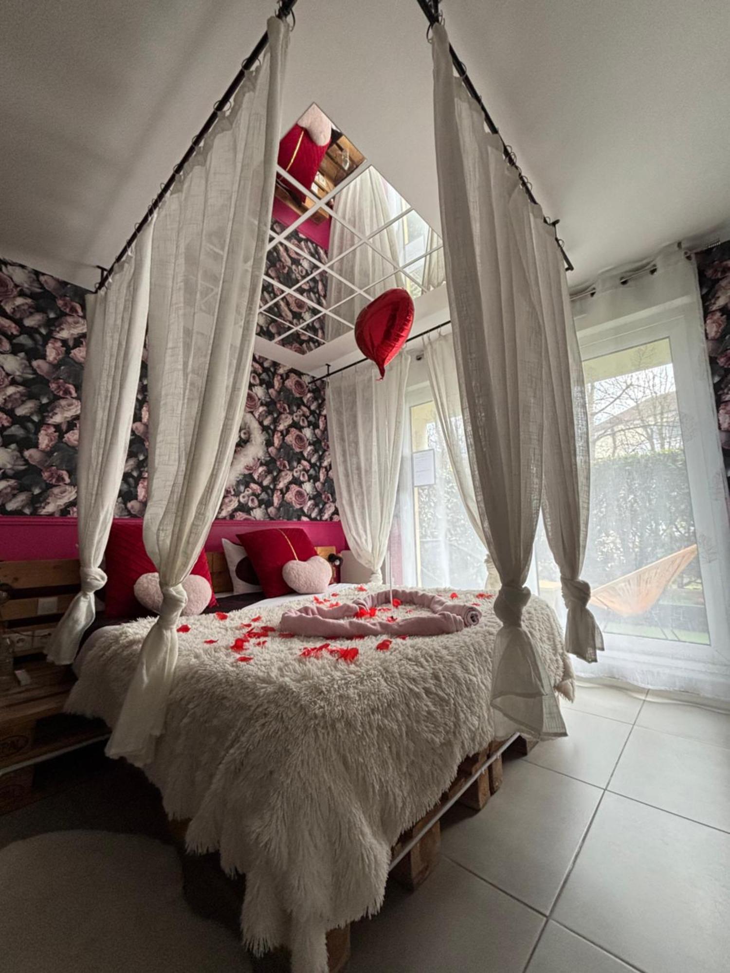 Romantisme Et Glamour 2 Avec Spa , Clim Et Jardin Діжон Екстер'єр фото